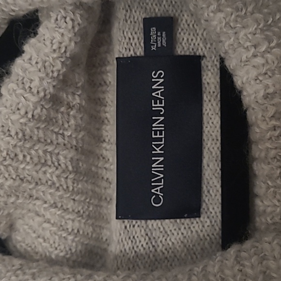 Knit Mock Neck Sweater - Picture 3 of 3